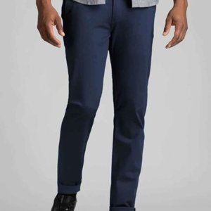 NWT DUER Smart Stretch Slim Navy size 31/32